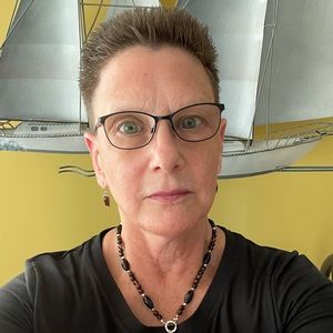 Meet your Posher, Kay